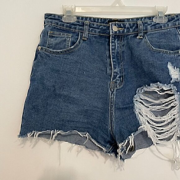 PRETTYLITTLETHING Dark Blue Wash Distressed Denim Mom Shorts Ripped High Waisted - Picture 6 of 15